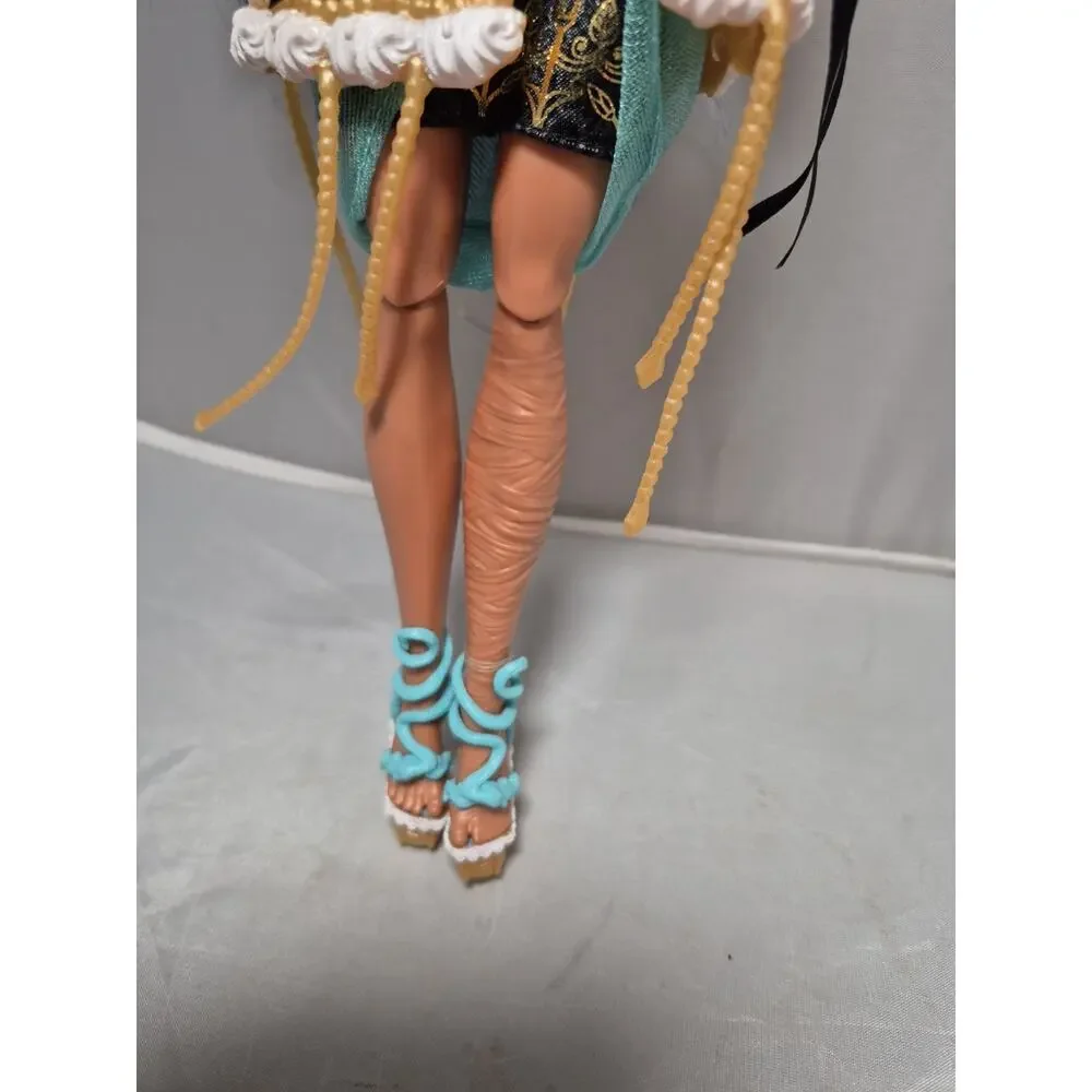 💥 Monster High Doll - Scary Sweet Birthday Cleo De Nile